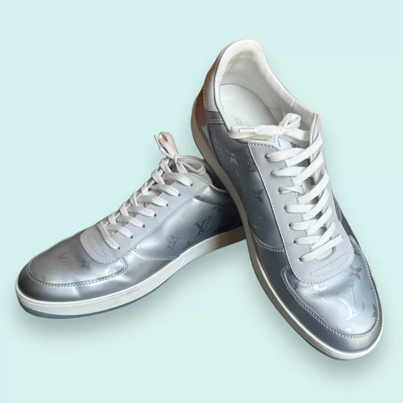 LOUIS VUITTON Rivoli low top leather sneakers Men size 8.5 with box. - Picture 6 of 11